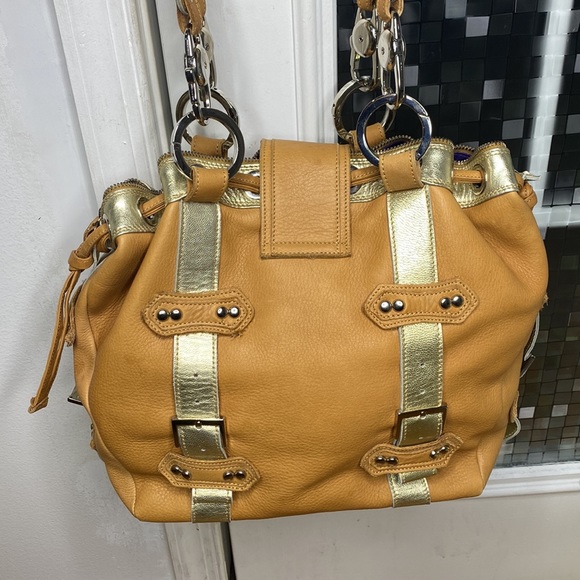 💕 Gustto tan gold Italian leather large satchel bag gorgeous 💕 - Picture 3 of 16